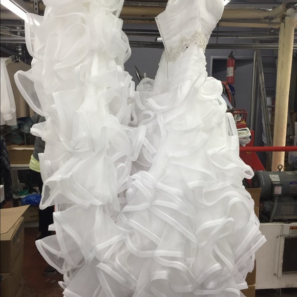 Wedding Dress - Picture 3 of 5